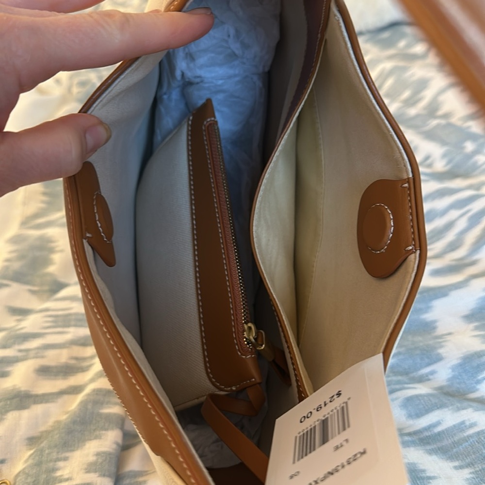 🌟 NWT | ‘Crooked’ Half Moon Shoulder Bag by KUNOGIGI - Picture 10 of 15